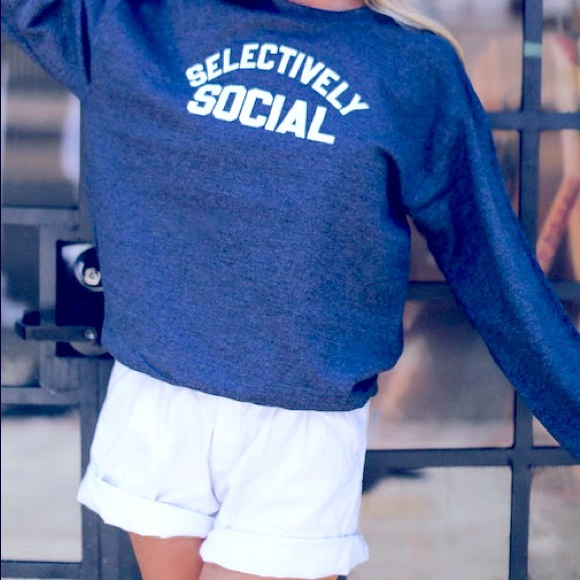 Sweater - Picture 4 of 5